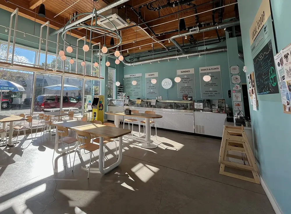 Diary Hill Ice Cream lobby at the Sellwood location in Portland, OR.